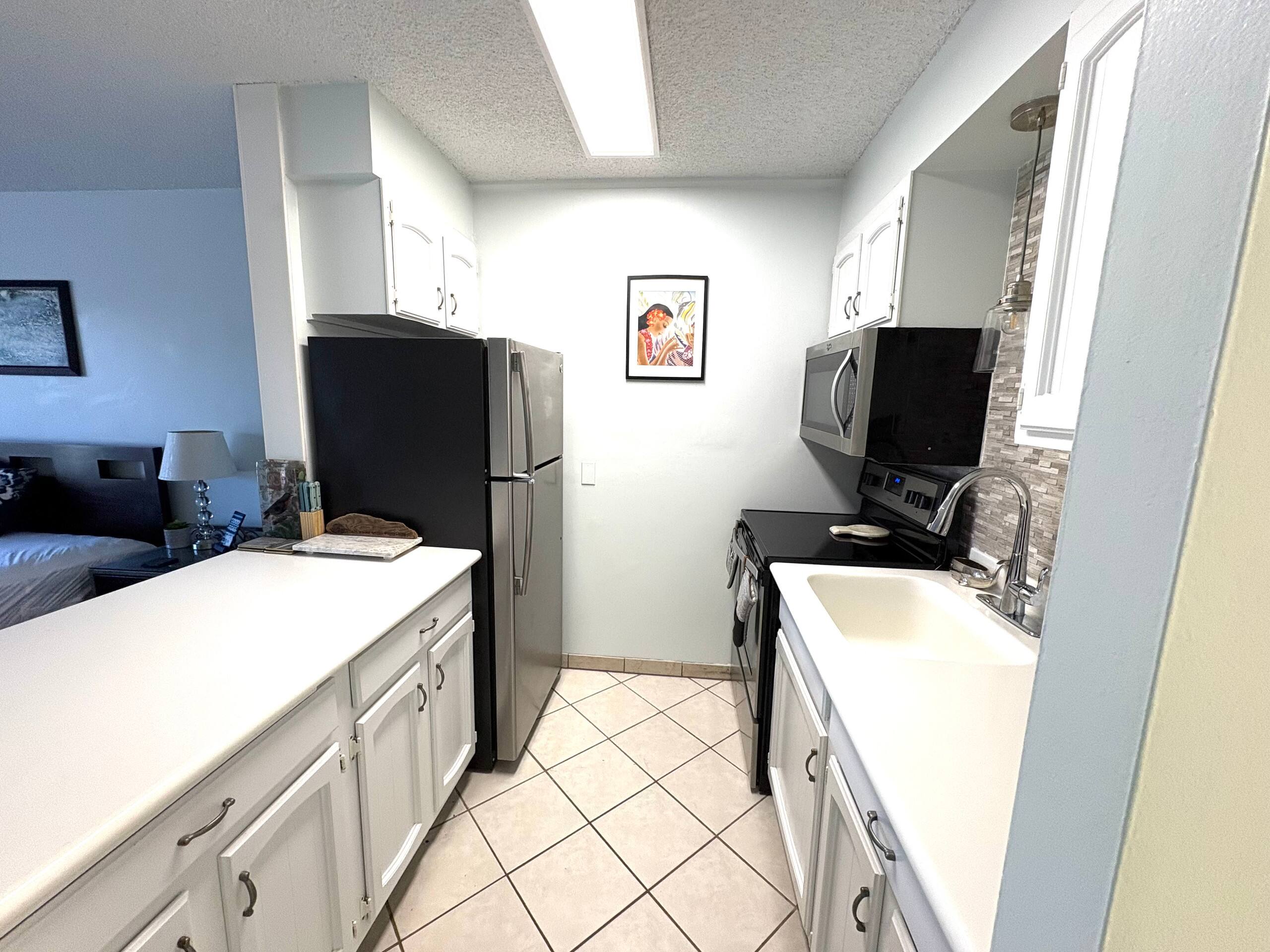 Condo in Lahaina · ★4.95 · Studio · 1 bed · 1 bath - Image 47