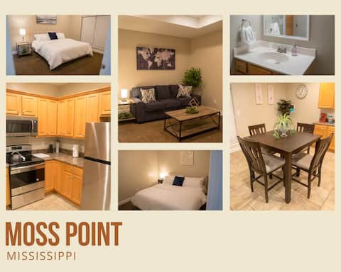 Modern 3BR 2BA Apt• 4 Smart TVs • Full Kitchen