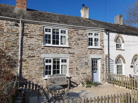 Jasmine Cottage. Beautiful Boscastle cottage.