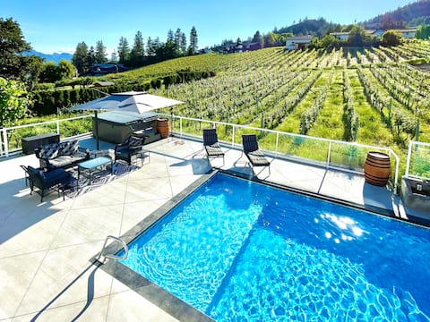 Year-Round Heated Pool Hot Tub Vineyard Lake Views