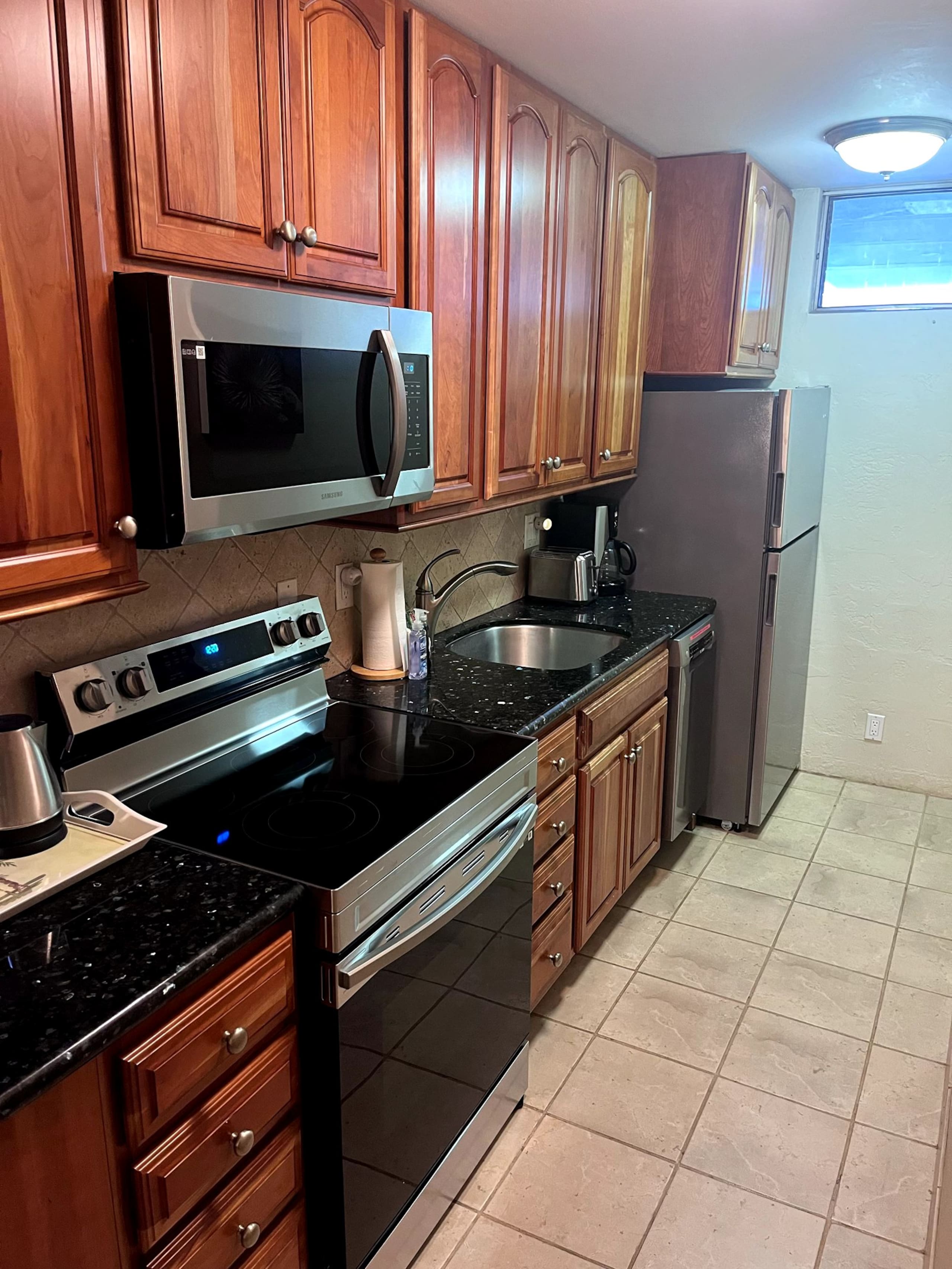 Condo in Kihei · ★4.92 · 1 bedroom · 2 beds · 2 private baths - Image 6