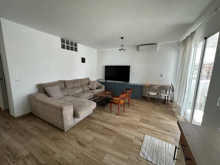 Atico Recien Reformado 60m2 Y Terraza 40m2 - Coria del Río