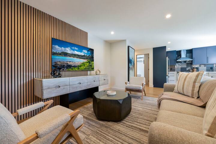 3 Newly Renovated Villas, sleeps up to 20 guests! gallery image 4