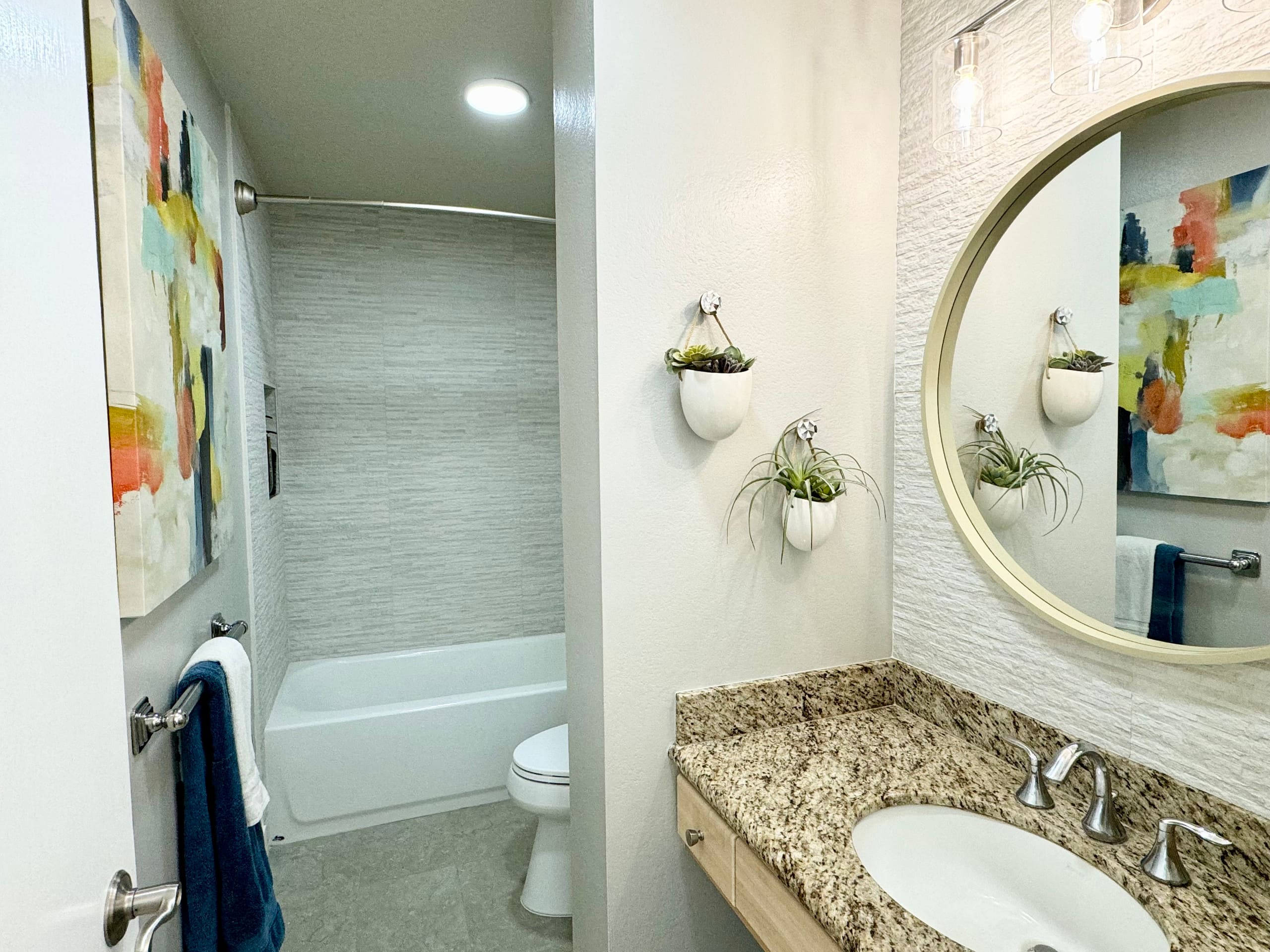 Condo in Kapaa · ★4.95 · 2 bedrooms · 2 beds · 2 private baths - Image 12
