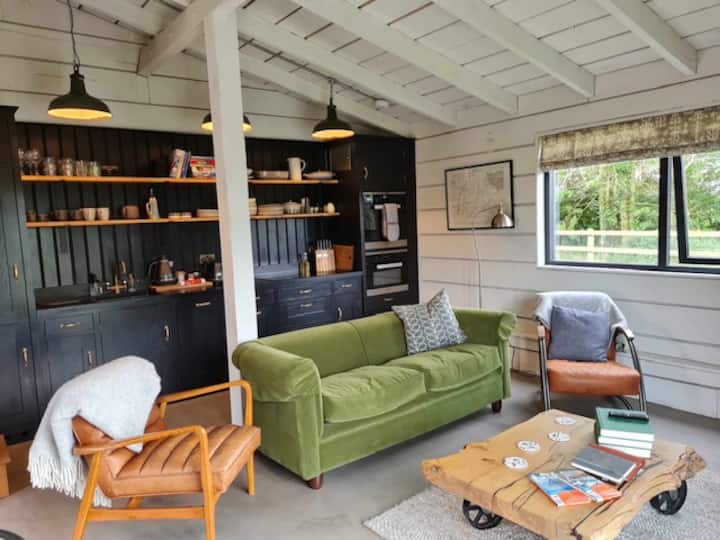 Suffolk Country Barn, Perfect For A Quiet Escape. - Suffolk