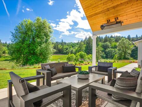 Pearl of the Valley: Opulent Living in the Dundee