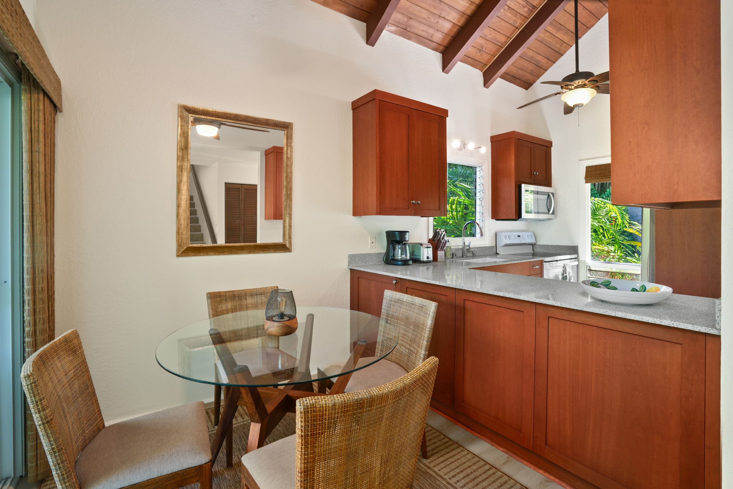 Townhouse in Koloa · ★4.84 · 2 bedrooms · 3 beds · 2 private baths - Image 7