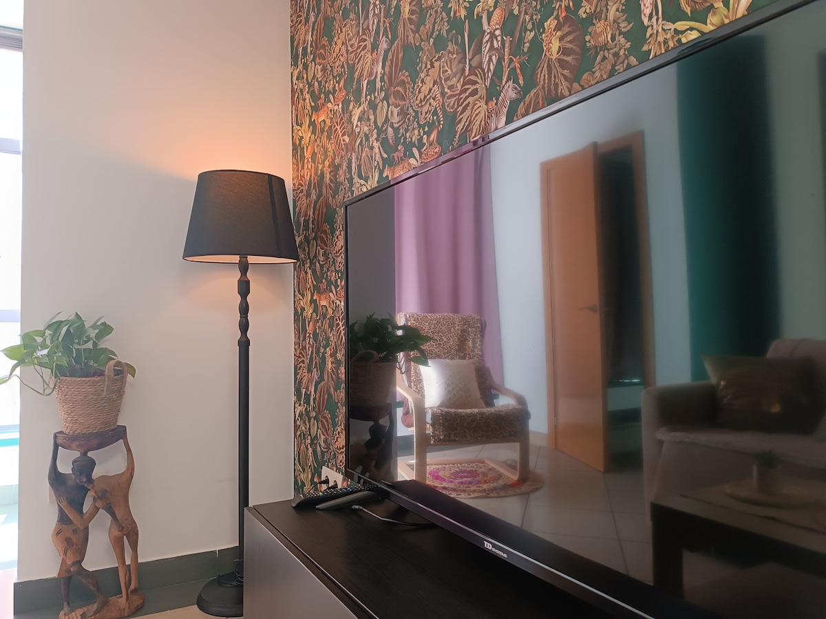 Top Airbnb: Bamboo. 3 min walk to the beach. 2 bedrooms. in El Palo