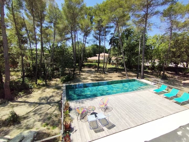 Pogled iz sve tri spavaće sobe na katu.