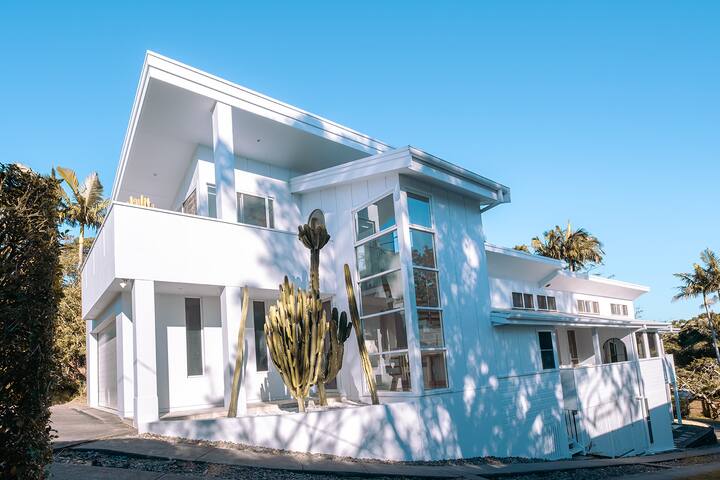 Tallows House on Paterson – Ample Space & Style gallery image 2