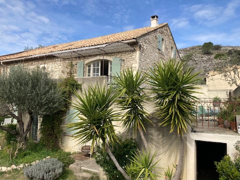 large farmhouse with pool, near Avignon