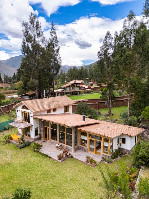 Top-earning Airbnb listing in Calca, 3 bedrooms