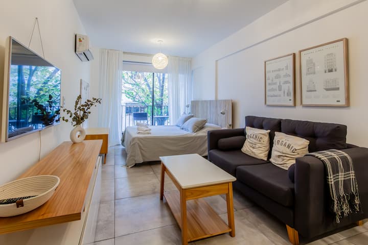 Kitnet com vaga de garagem em Monserrat