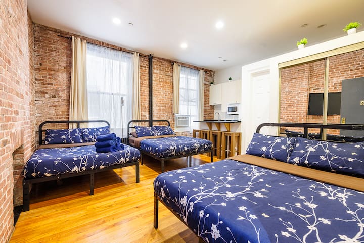 Midtown Apartment-perfect Nyc Location - Queens, NY