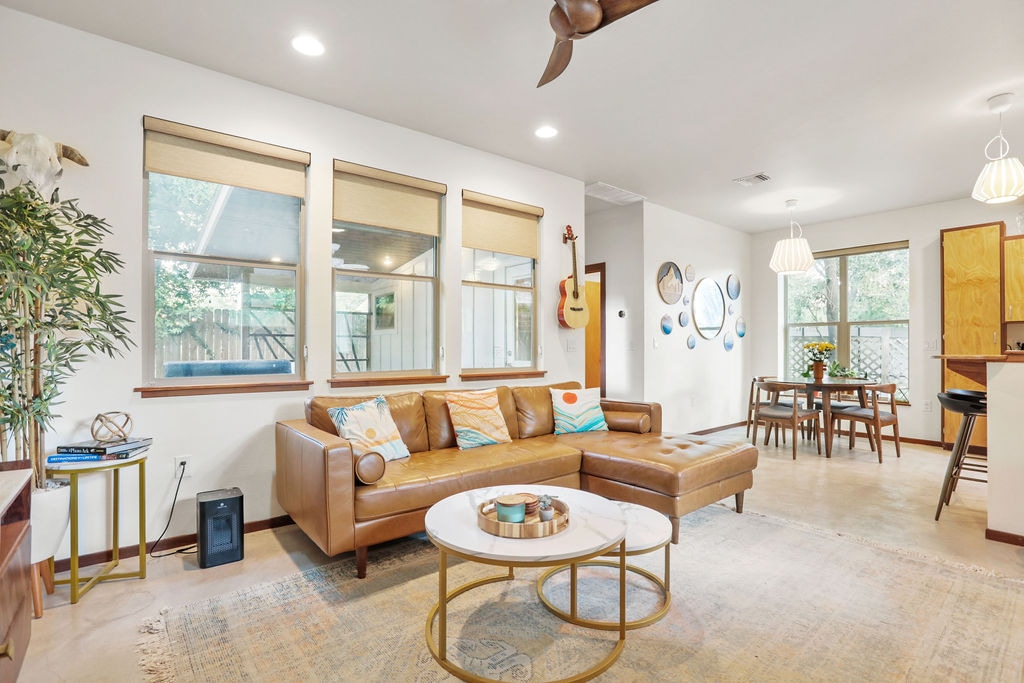 East-Austin Oasis - Peaceful & Centrally Located
