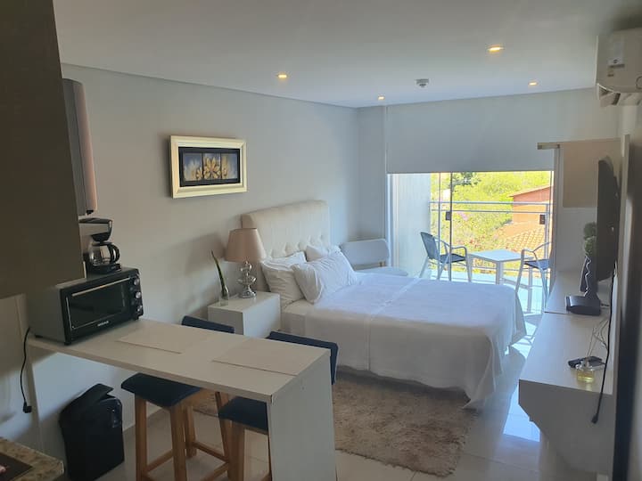 Loft Barrio Jara, Cerca Emb Eeuu, Balcon, Cochera - Paraguay