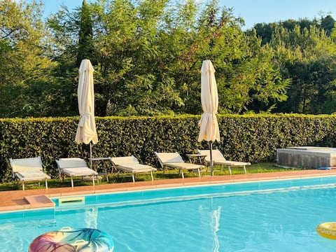 Villa Dodici - Tuscan Villa Immersed in Nature