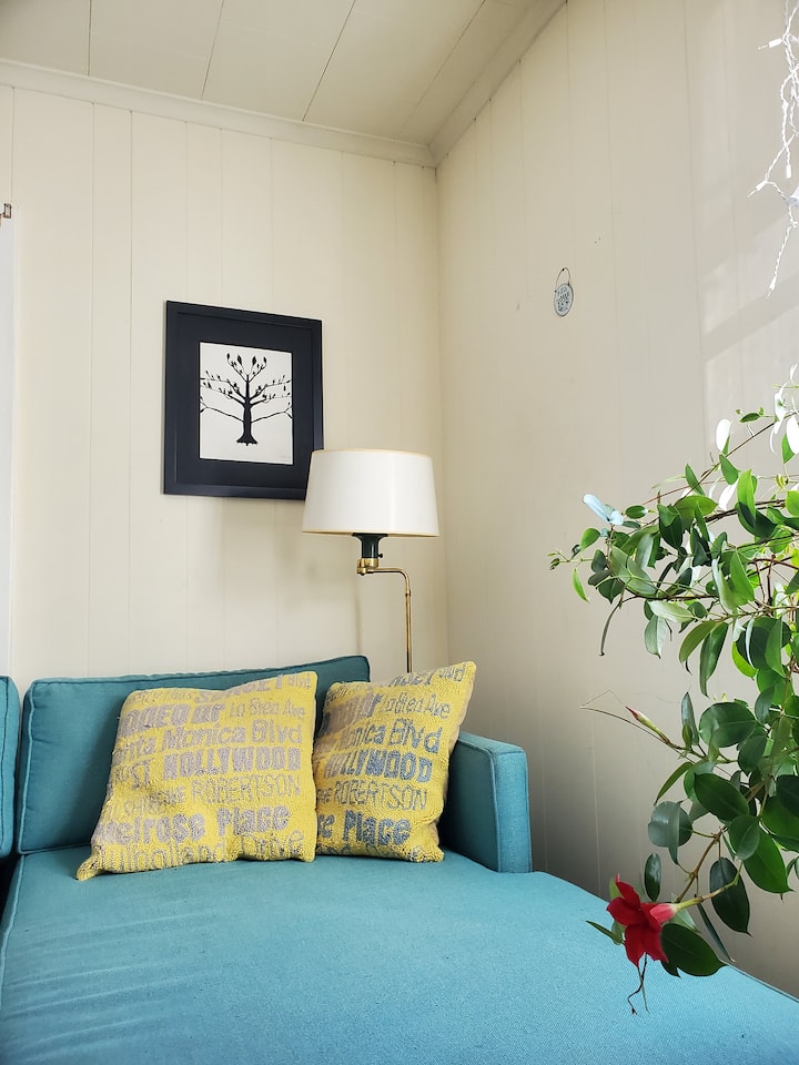 Quaint, Clean, Private Greenport Cottage - Greenport, NY