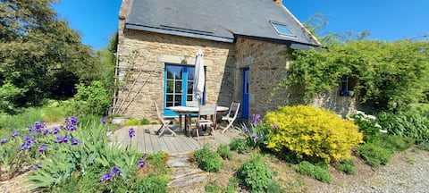 Peaceable Character Cottage,