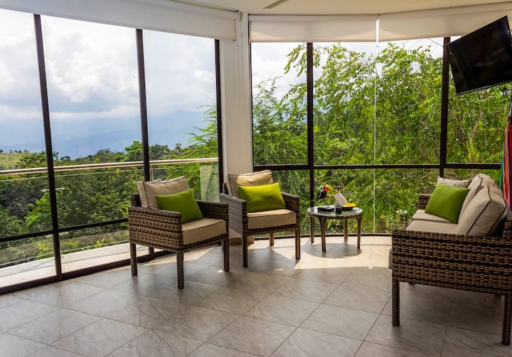 Casa Campestre Con Jacuzzi Privado En Las Montañas - Carmen de Apicalá