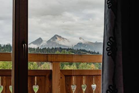 "U Misia" cottage in the mountains (No. 2)