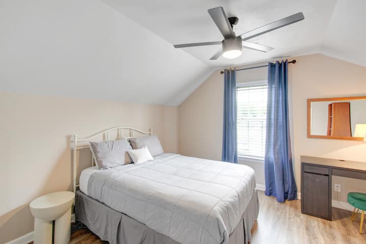 Брачен кревет (широк 150 – 179 см)