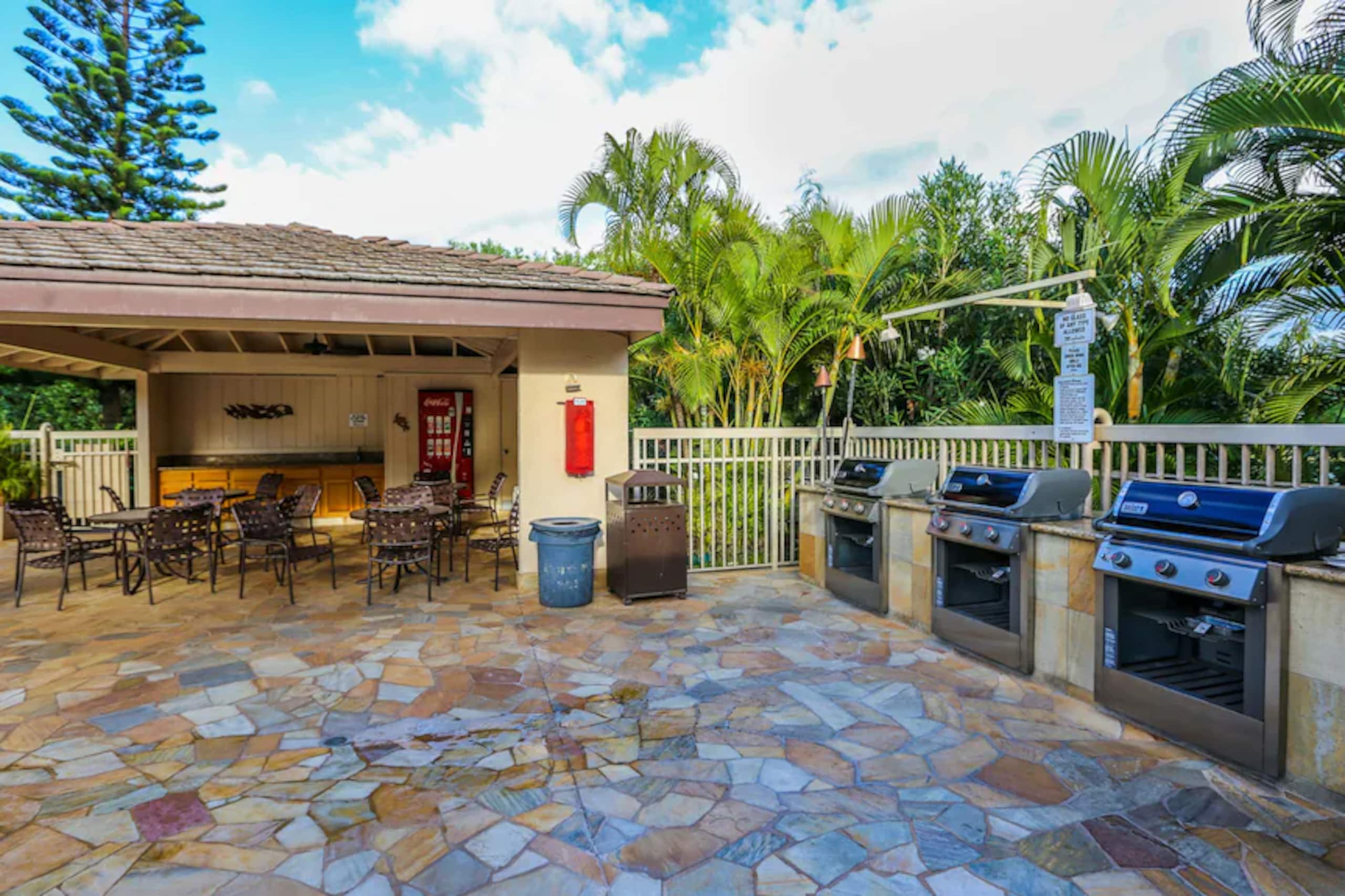 Condo in Kihei · ★4.96 · 2 bedrooms · 4 beds · 2 baths - Image 45