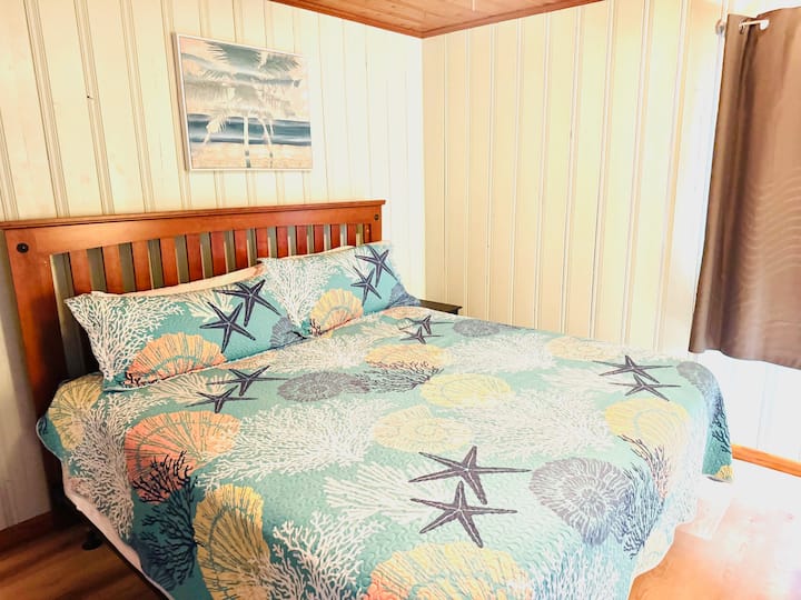 Anchors Down King Bedroom (Connects to Jack and Jill Bathroom)