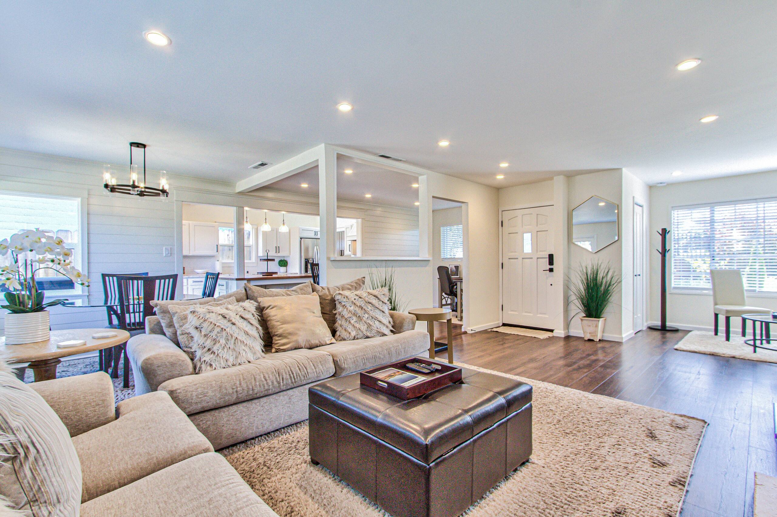 Golf Green Oasis Near Pebble Beach & Carmel - Photo 2