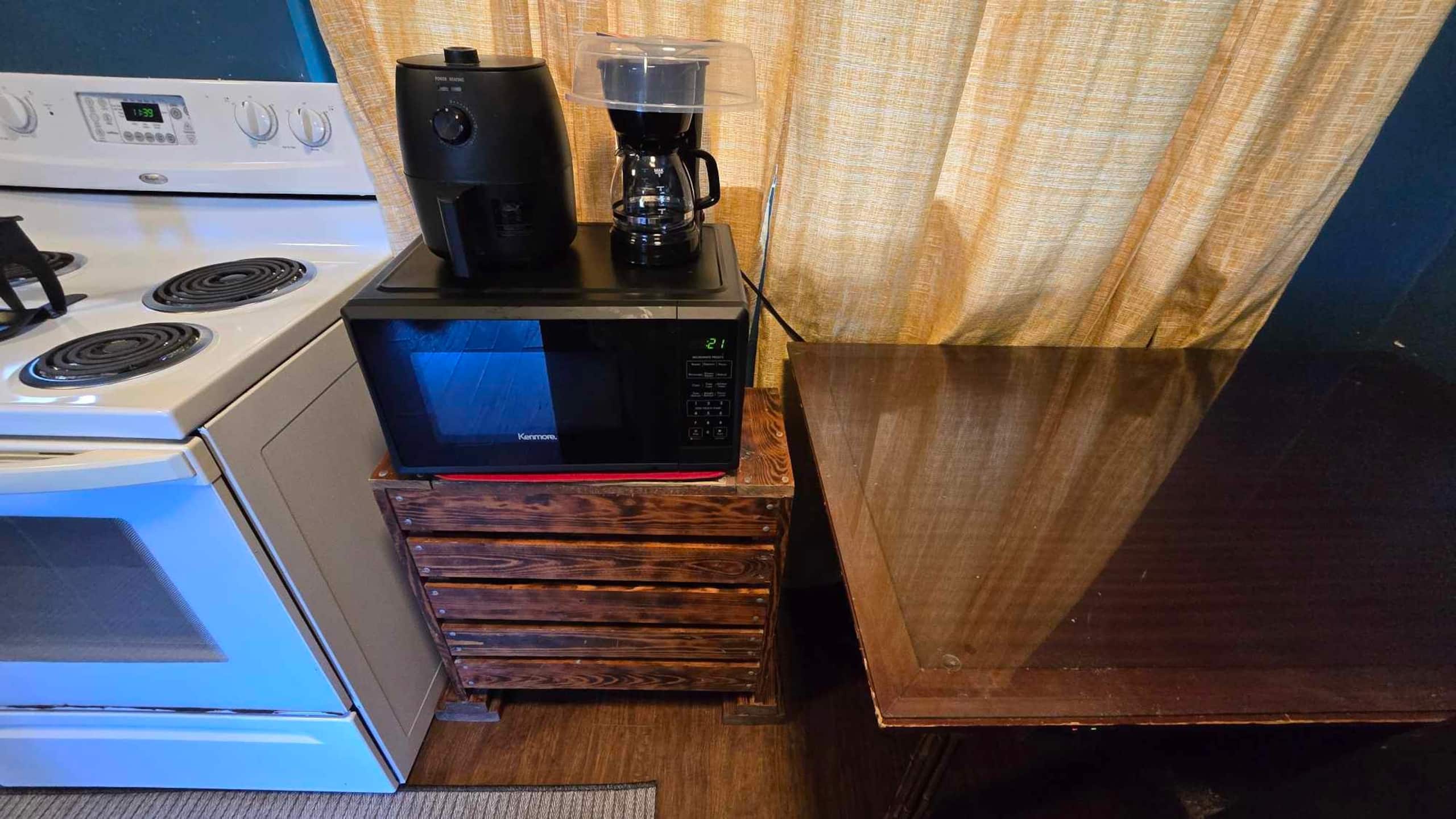 Place to stay in Haiku-Pauwela · ★4.36 · 2 beds · 1 private bath - Image 8