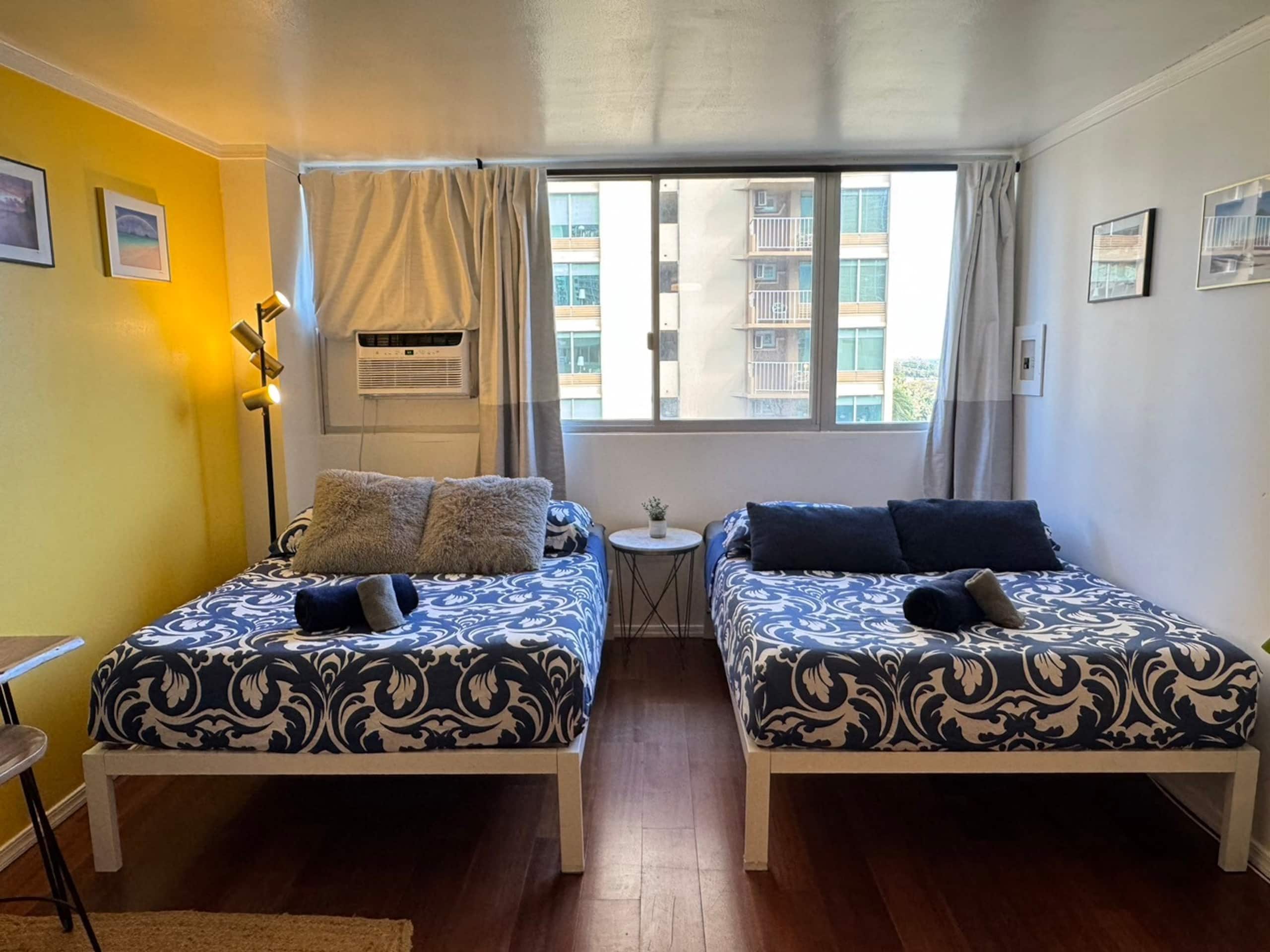 Condo in Honolulu · ★4.78 · 1 bedroom · 2 beds · 1 private bath - Image 13