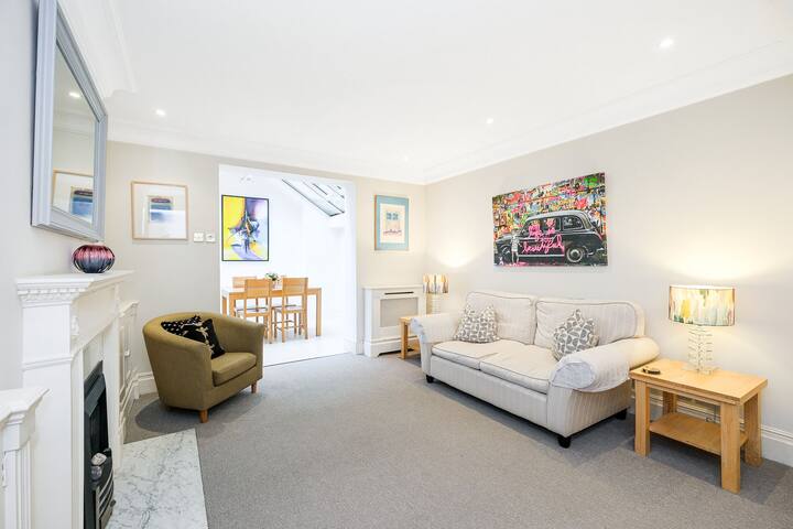 Ivy | Queensdale Place | Pro-Managed gallery image 3