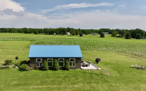 Winery Cabin- Sunset Lakeview