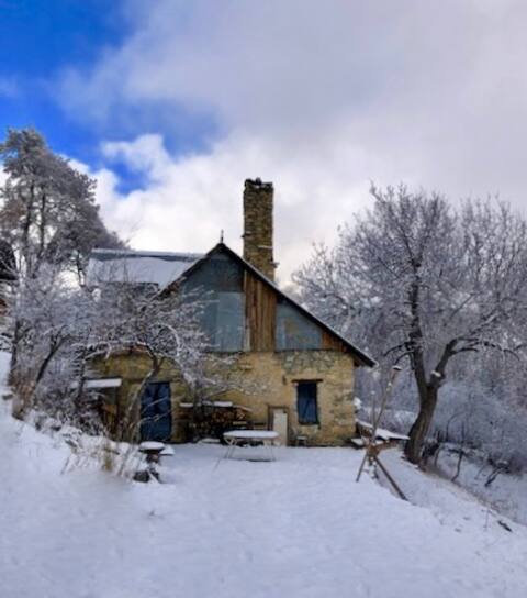 A cosy “into the wild”experience" S. Ponçon-Ecrins