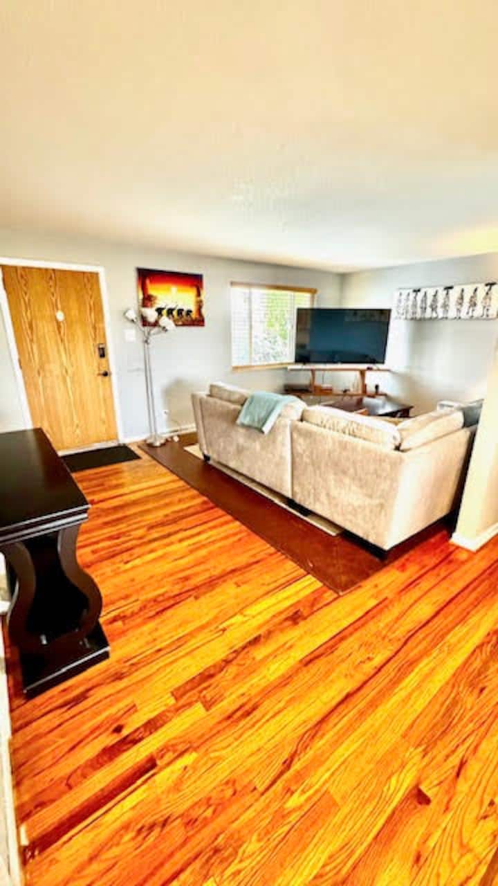 Sauna + Cold Plunge Retreat Near Denver 5 Bedroom - Denver, CO
