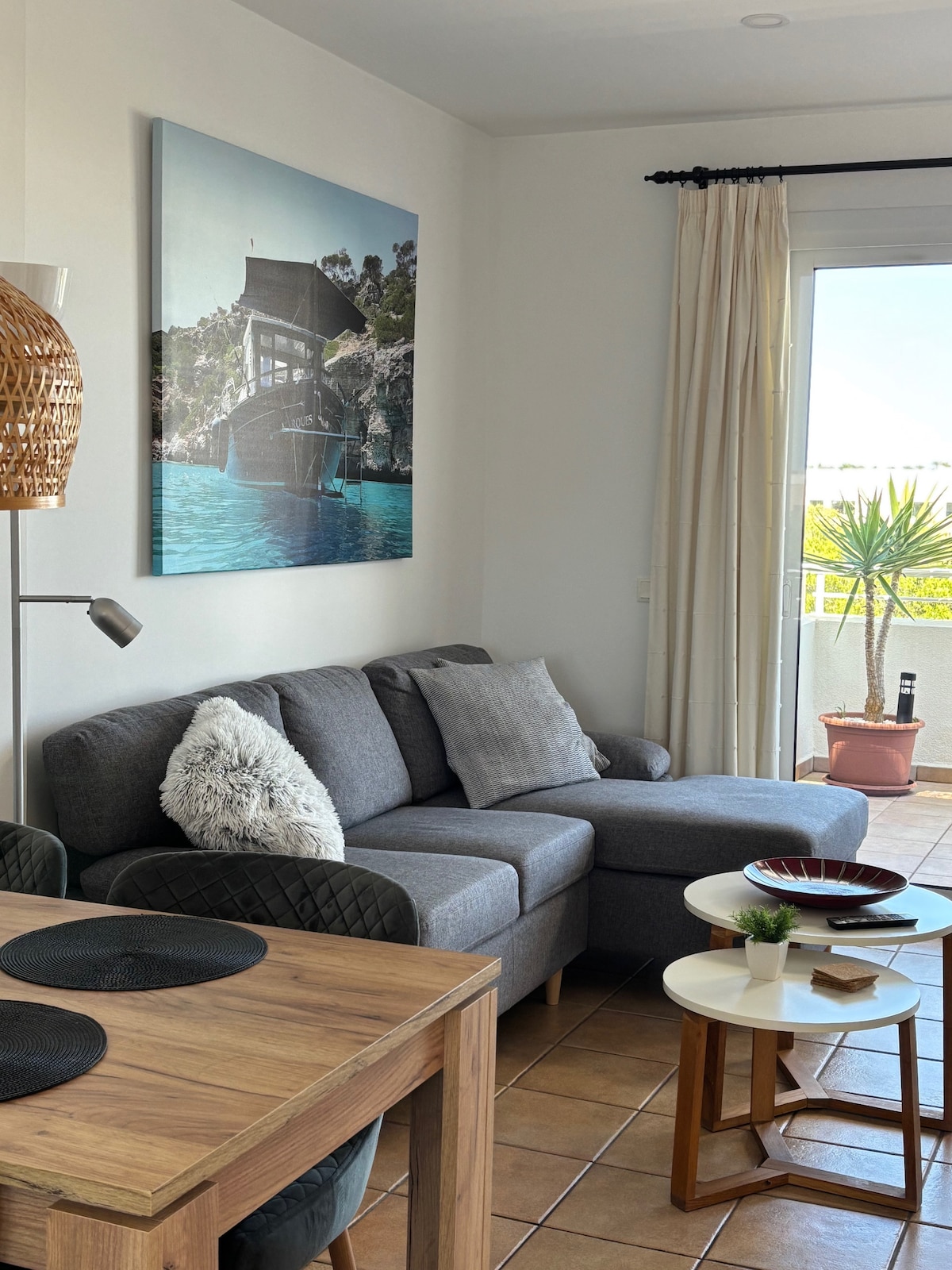 Top Airbnb: Exclusive vacation apartment with large roof terrace in Santanyí