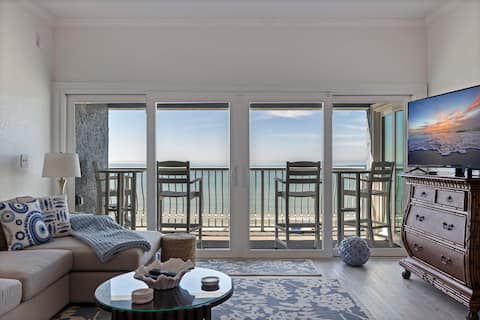 Sunny Retreat on Pristine Beach | Redington Shores