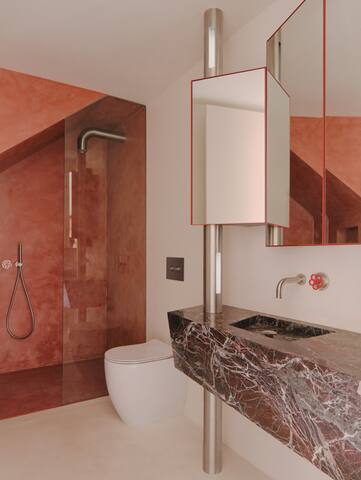 Beautiful oasis in the heart of Surry Hills. gallery image 5