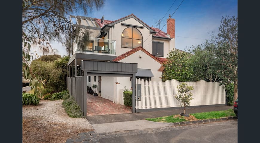 The Multimillion Dollar Elwood Beach House