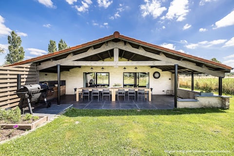 Spacious cozy house in 't groen Op 't Roth 12