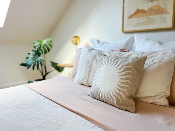 Stunning all natural sustainable linen bedding. 