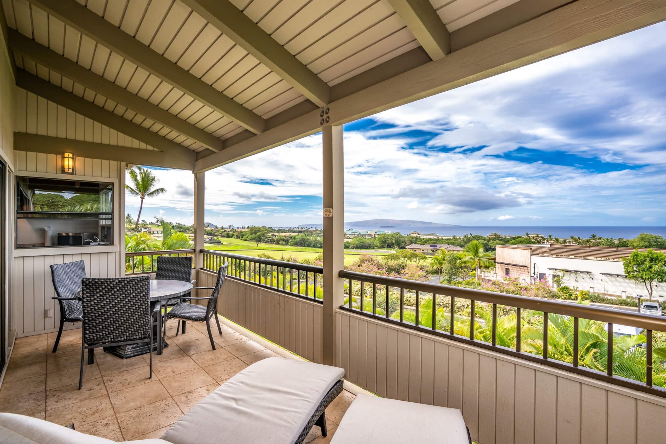 Condo in Kihei · ★4.88 · 2 bedrooms · 3 beds · 2 shared baths - Image 4