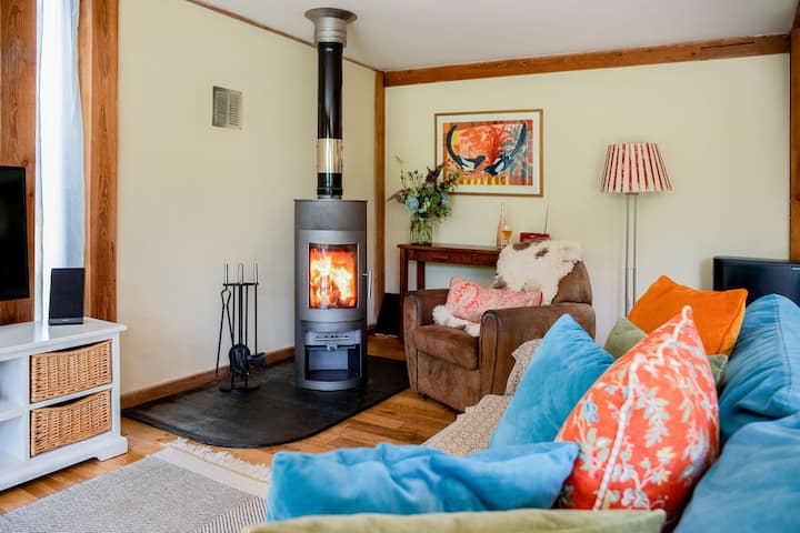 The Lodge, Sleeps 4 - Noss Mayo