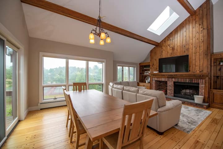 Nice Updated Condo End Unit - Quechee, VT