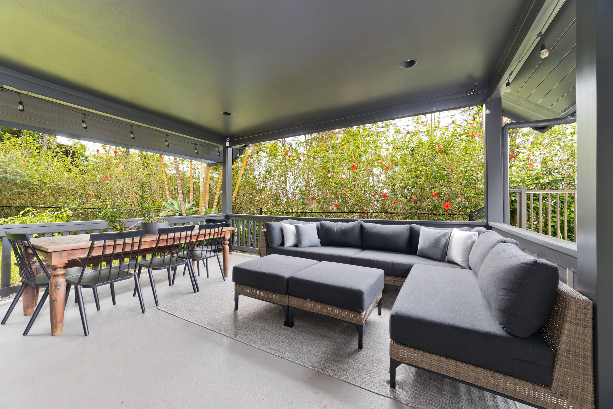 Home in Kailua-Kona · ★5.0 · 5 bedrooms · 10 beds · 5 baths - Image 11