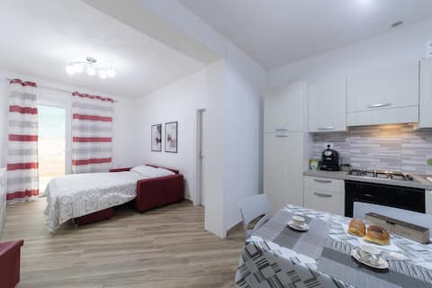 Annuncio Airbnb popolare: [Marsala Center] Silent apartment a Marsala