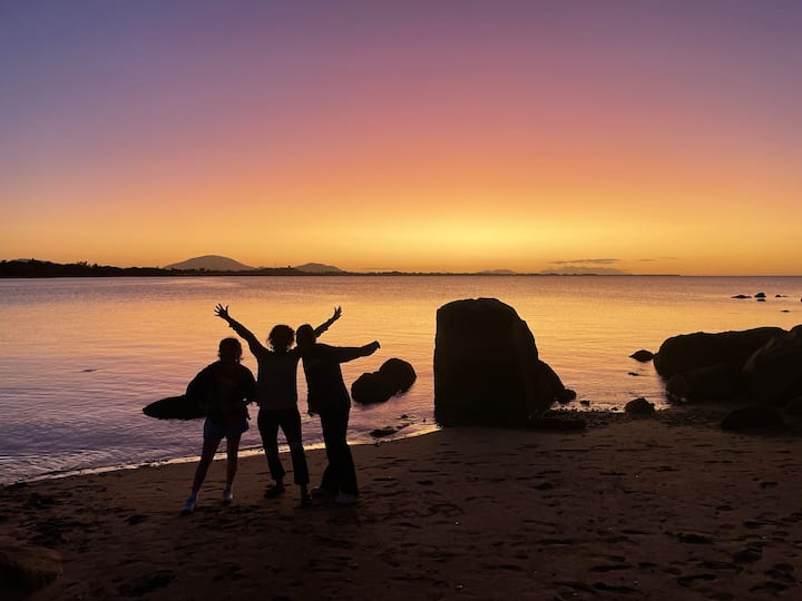 Beachside With Park, Bbqs & Walking Paths. - Bowen