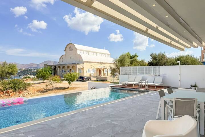 Minimal 4Br Villa with Seaview, Near the Beach gallery image 2