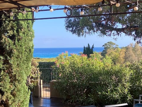 House with sea view 10 min from Ile-Rousse 10 people pool