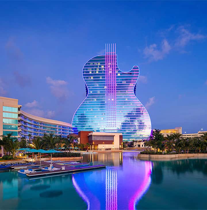 Modern Home  Near Hard Rock & Beach  Parking - Hollywood, FL